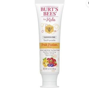 Burts Bees Kid's Fruit Fusion Flavor Fluoride Free Toothpaste 4.2 OZ x2